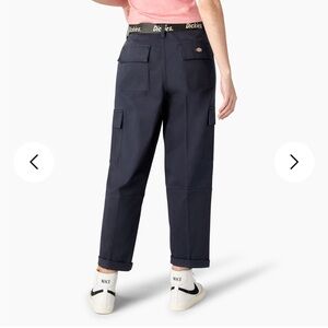 Dickies Women's Relaxed Fit Contrast Stitch Cropped Cargo Pants